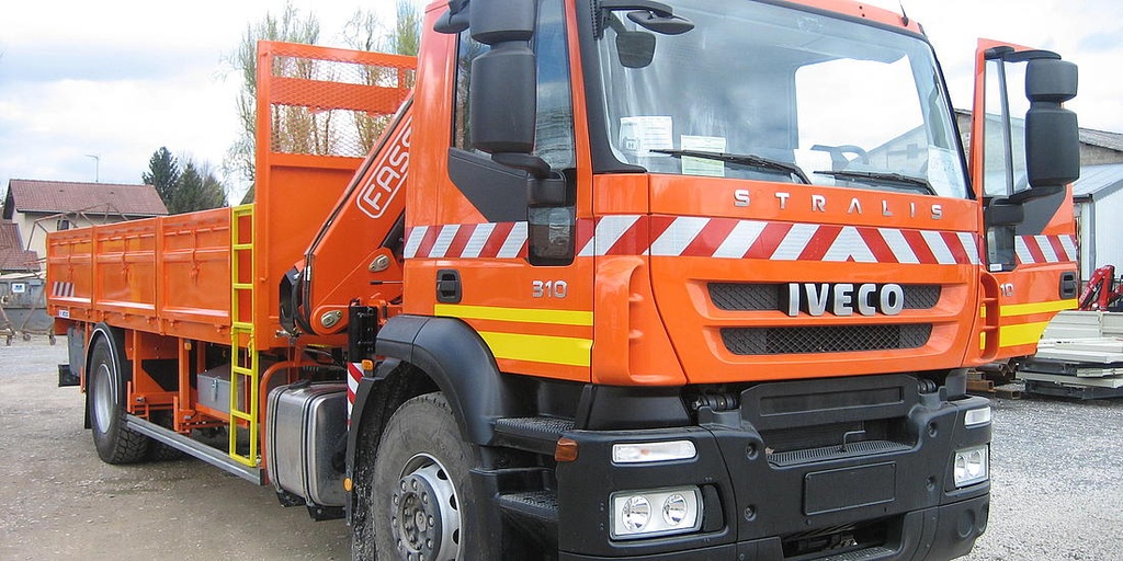 LAMINA REFLECTANTE V2 BLANCA/ROJA 141mmX50M